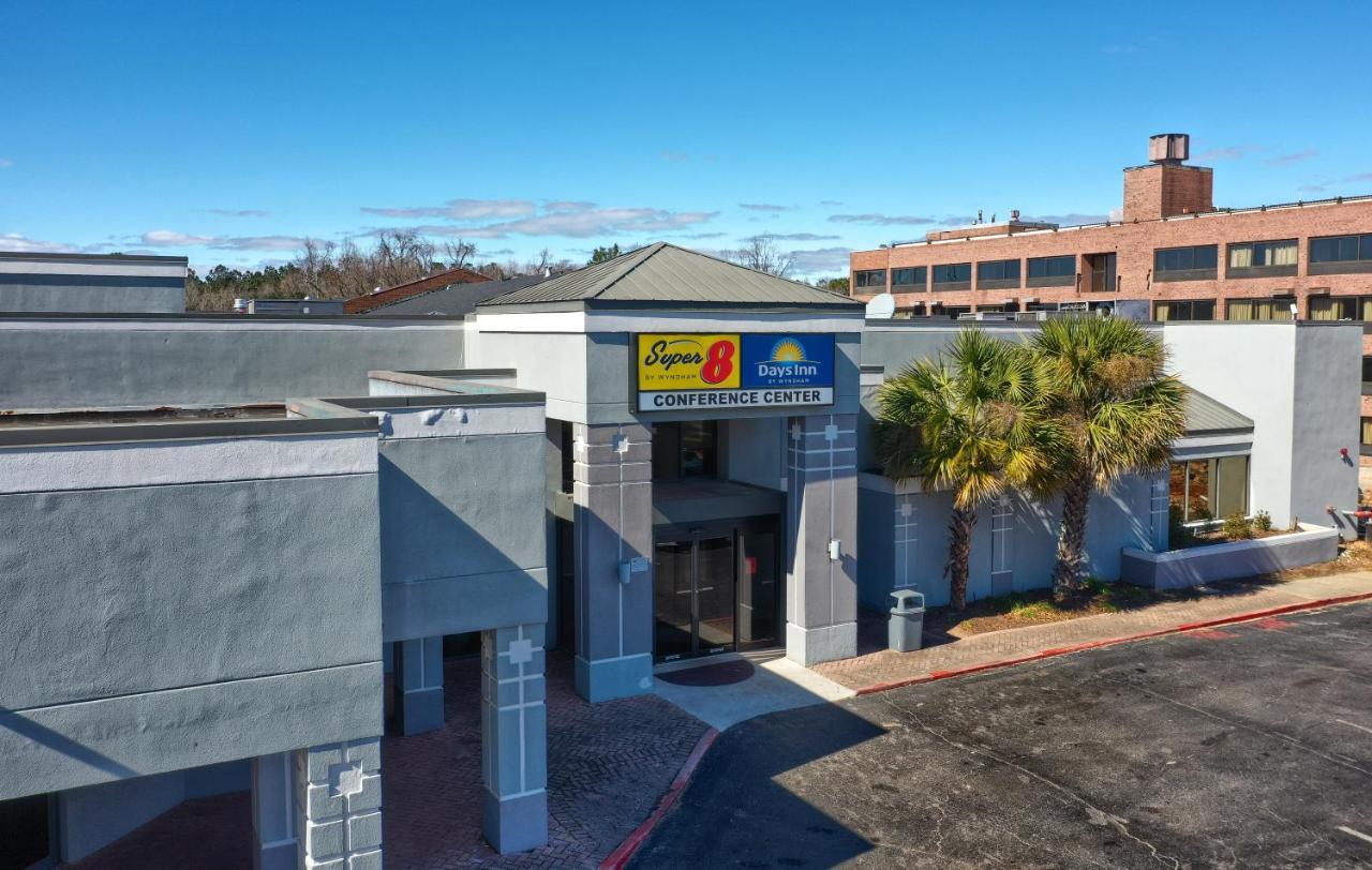Days Inn By Wyndham Mobile I-65 Экстерьер фото